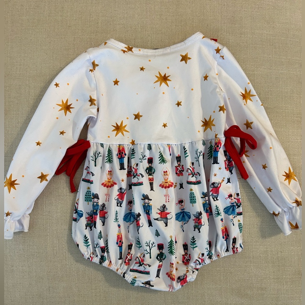 Nutcracker bubble🎄NWT - Picture 4 of 4